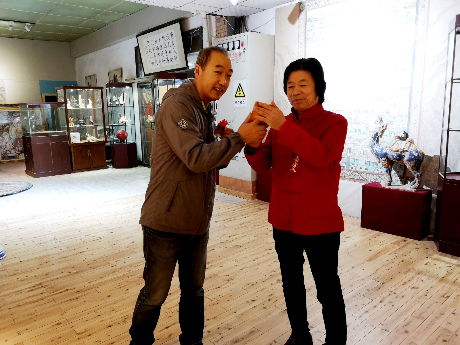 微信图片_20181013171903.jpg 微信图片_20181013171903.jpg